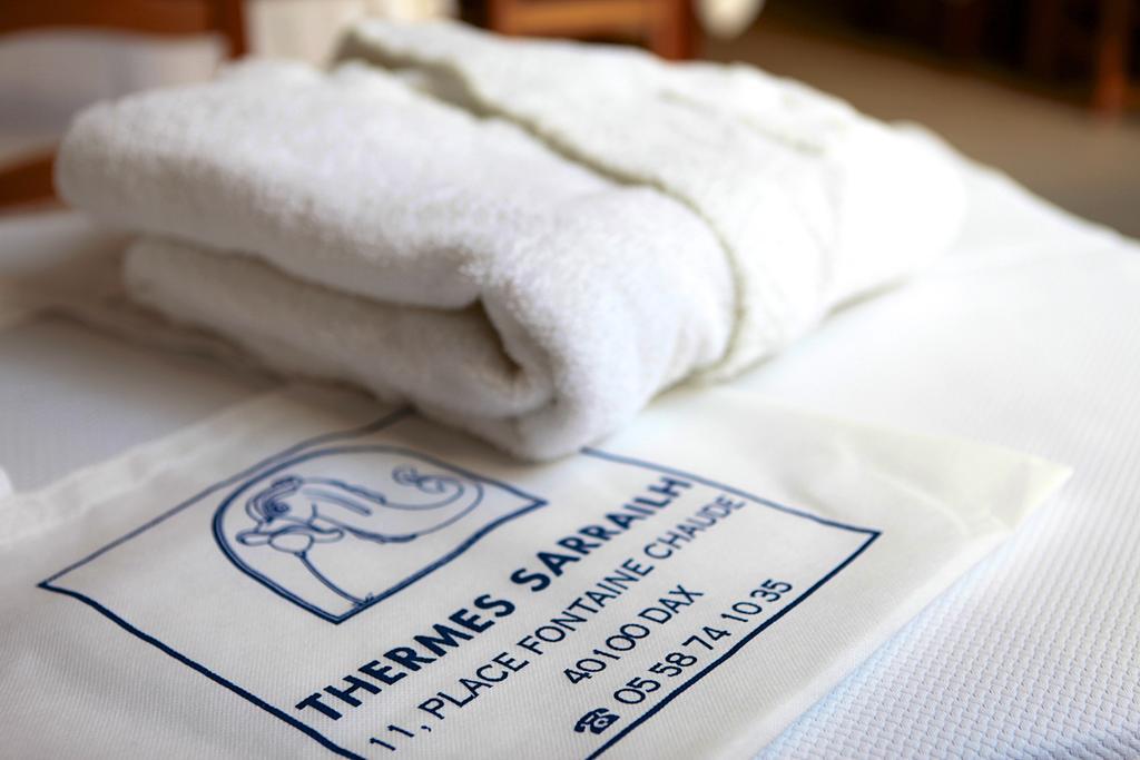 דקס Hotel Bains Sarrailh חדר תמונה
