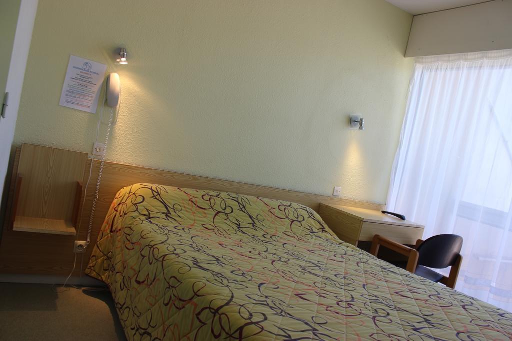 דקס Hotel Bains Sarrailh מראה חיצוני תמונה